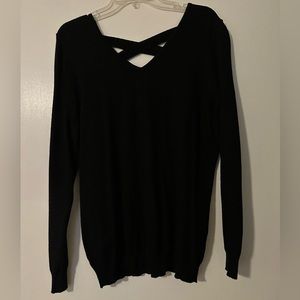NWOT Love Ellie Mia Back Detail Sweater